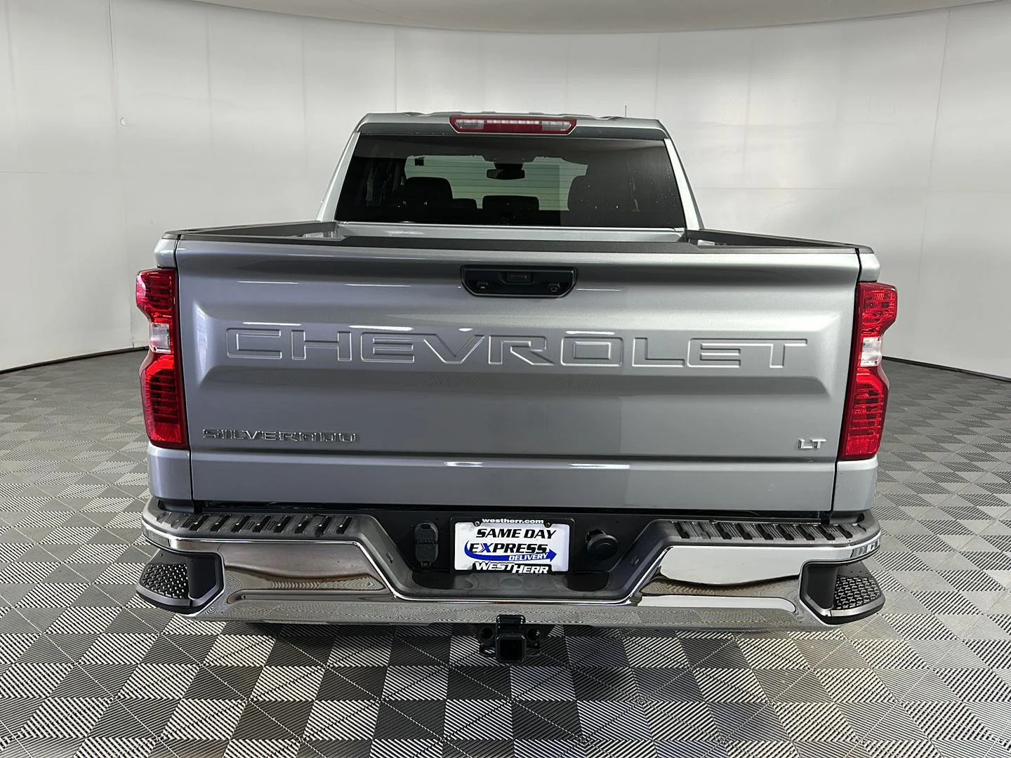 Used 2024 Sterling Gray Metallic Chevrolet LT image 24