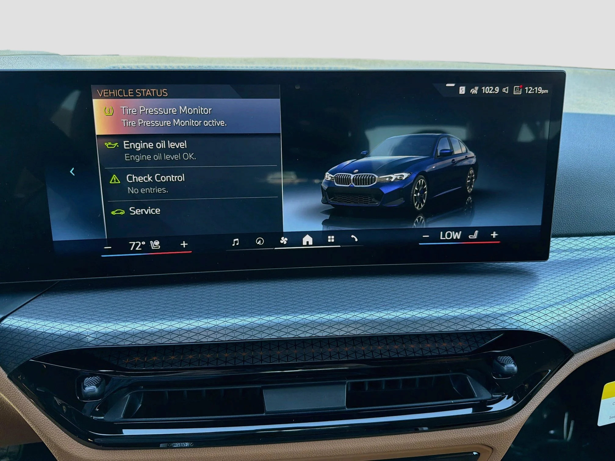 New 2026 Tanzanite Blue II Metallic BMW 330i NA image 30