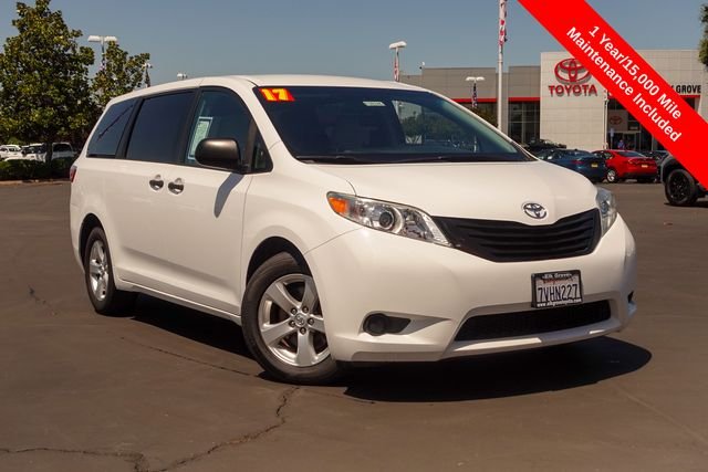 Used 2017 White Toyota L image 2