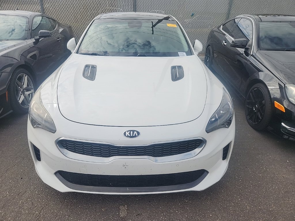 Certified Used 2019 Snow White Pearl Kia Base image 2