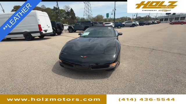 Used 2001 Black Chevrolet 2dr Convertible image 3