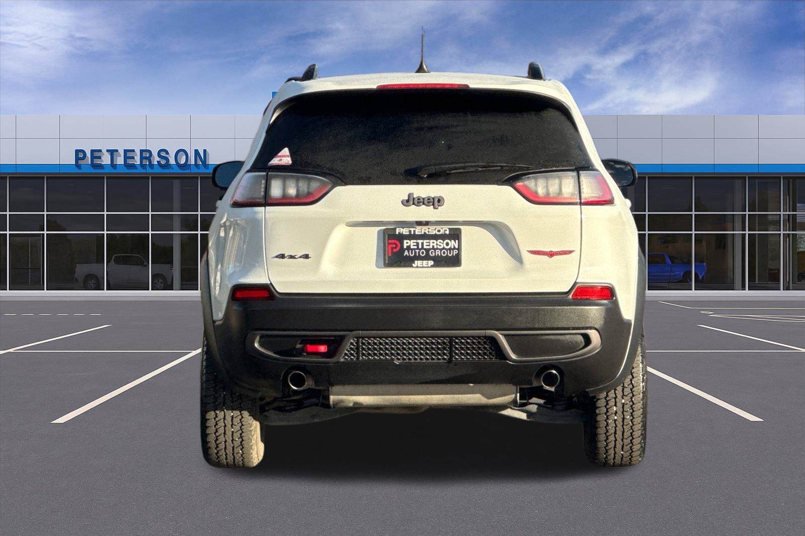 Used 2022 White Jeep Trailhawk image 5