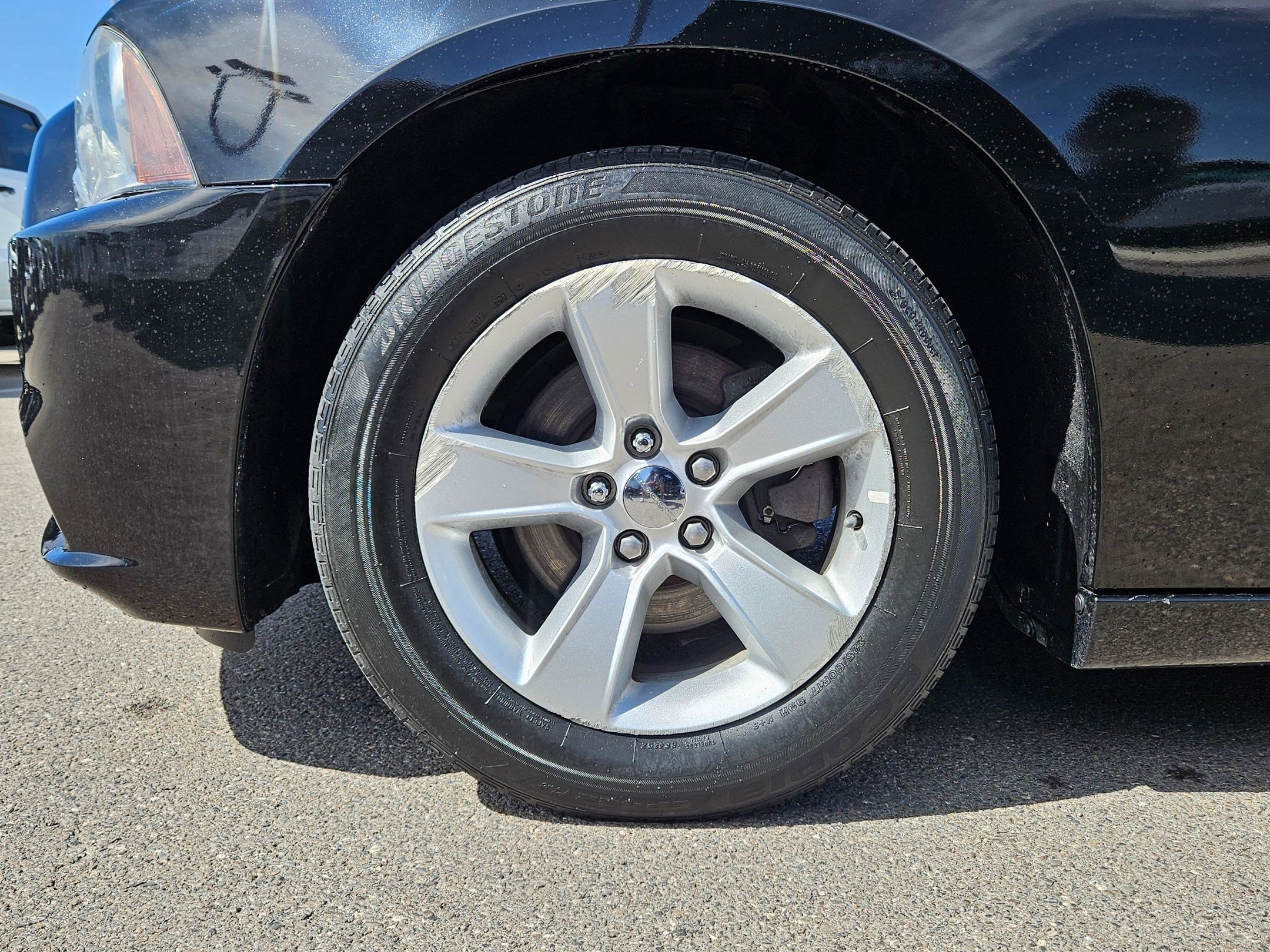 Used 2012 Pitch Black Dodge SE image 11