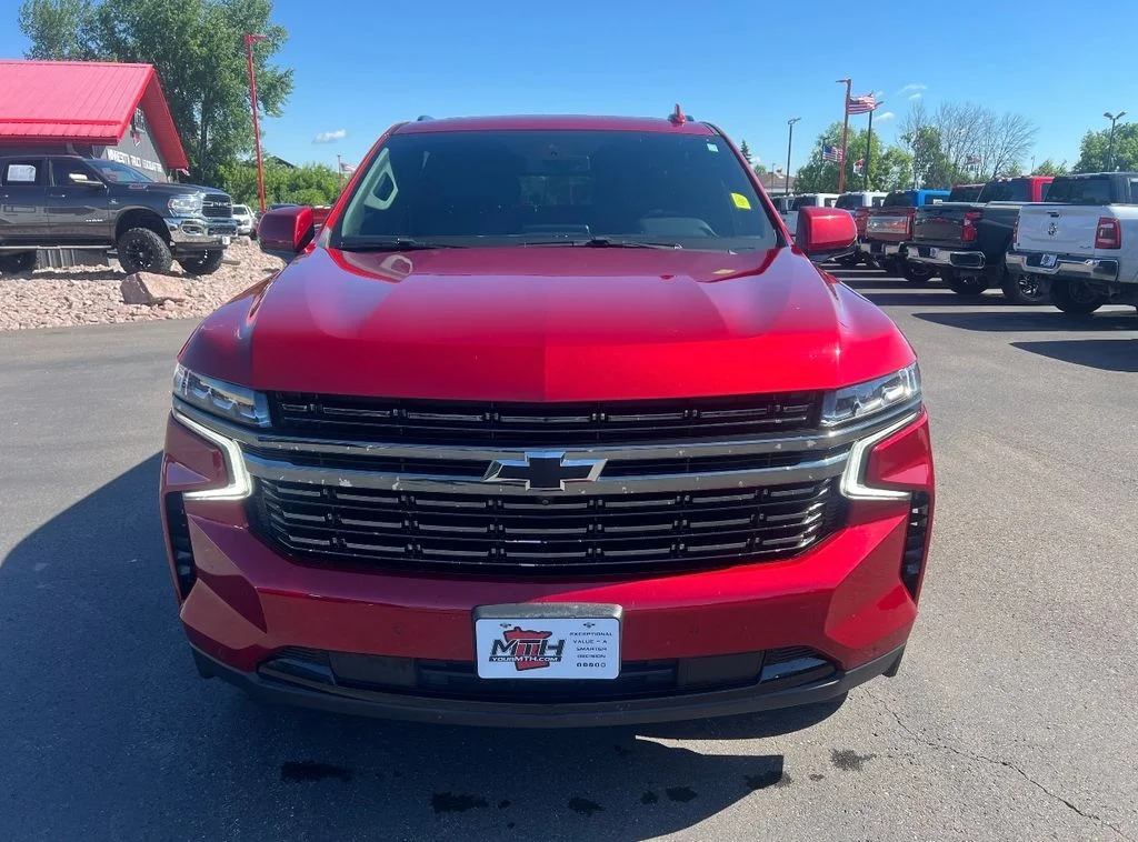 Used 2022 Red Chevrolet RST image 3