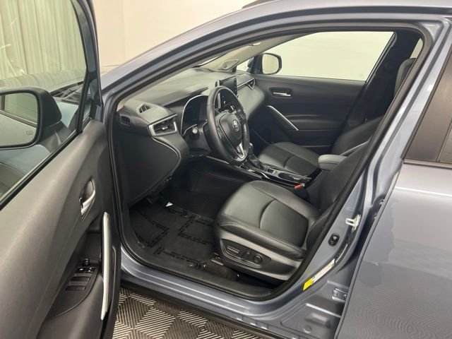 Used 2022 CELESTITE Toyota XLE image 12