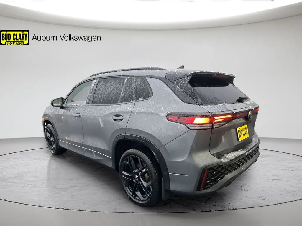 New 2026  Volkswagen 2.0T SE R-Line Black image 5