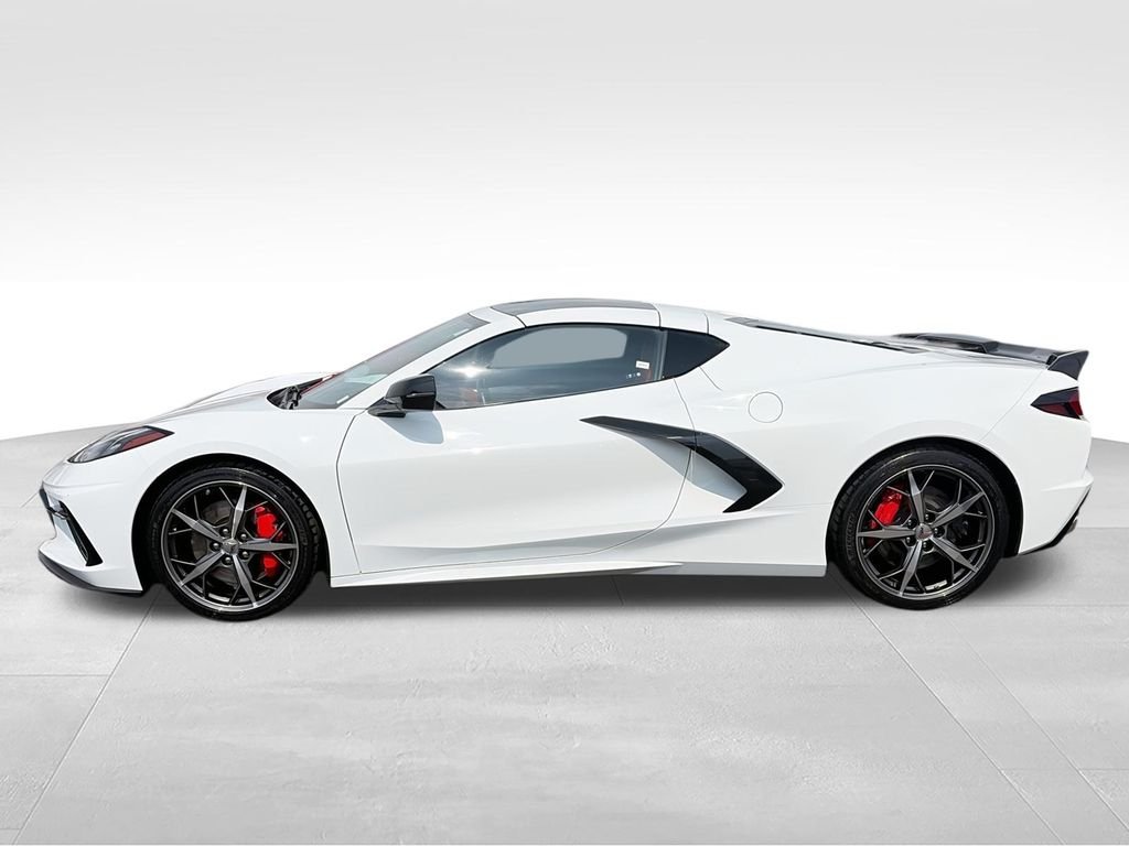 Used 2020 White Chevrolet Stingray image 5