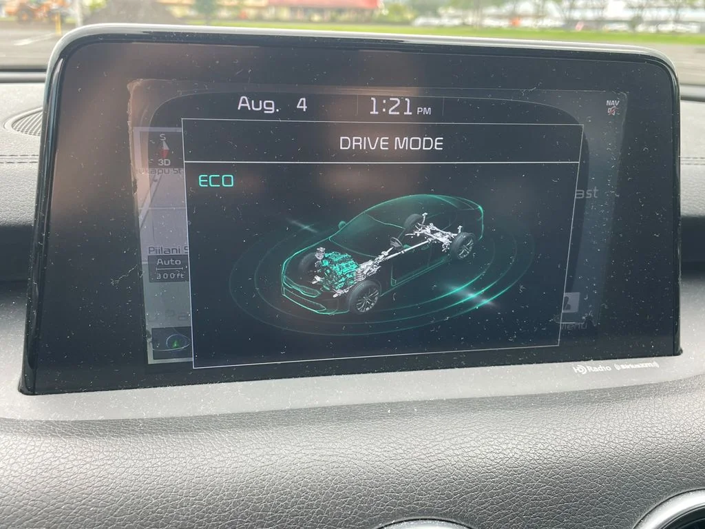 Used 2020 White Kia GT-Line image 21
