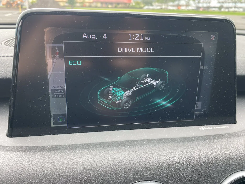 Used 2020 White Kia GT-Line image 21