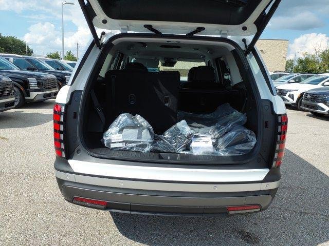 New 2027 White Pearl Hyundai SEL image 12