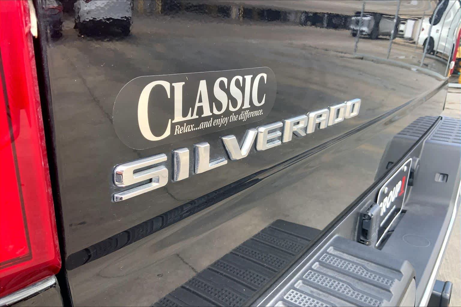 Used 2025 Black Chevrolet LTZ image 30