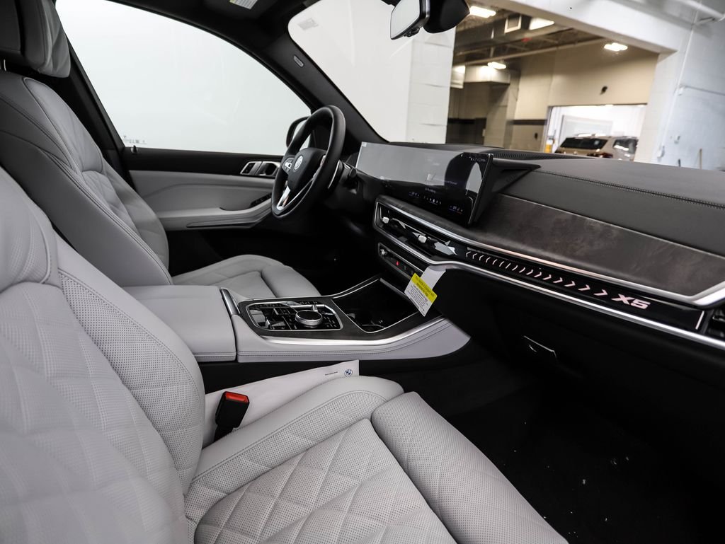 Used 2026 Blue BMW xDrive50e image 30