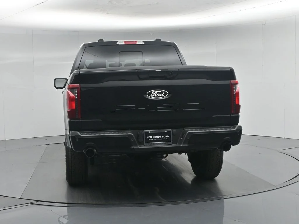 New 2026 Agate Black Metallic Ford XLT image 29