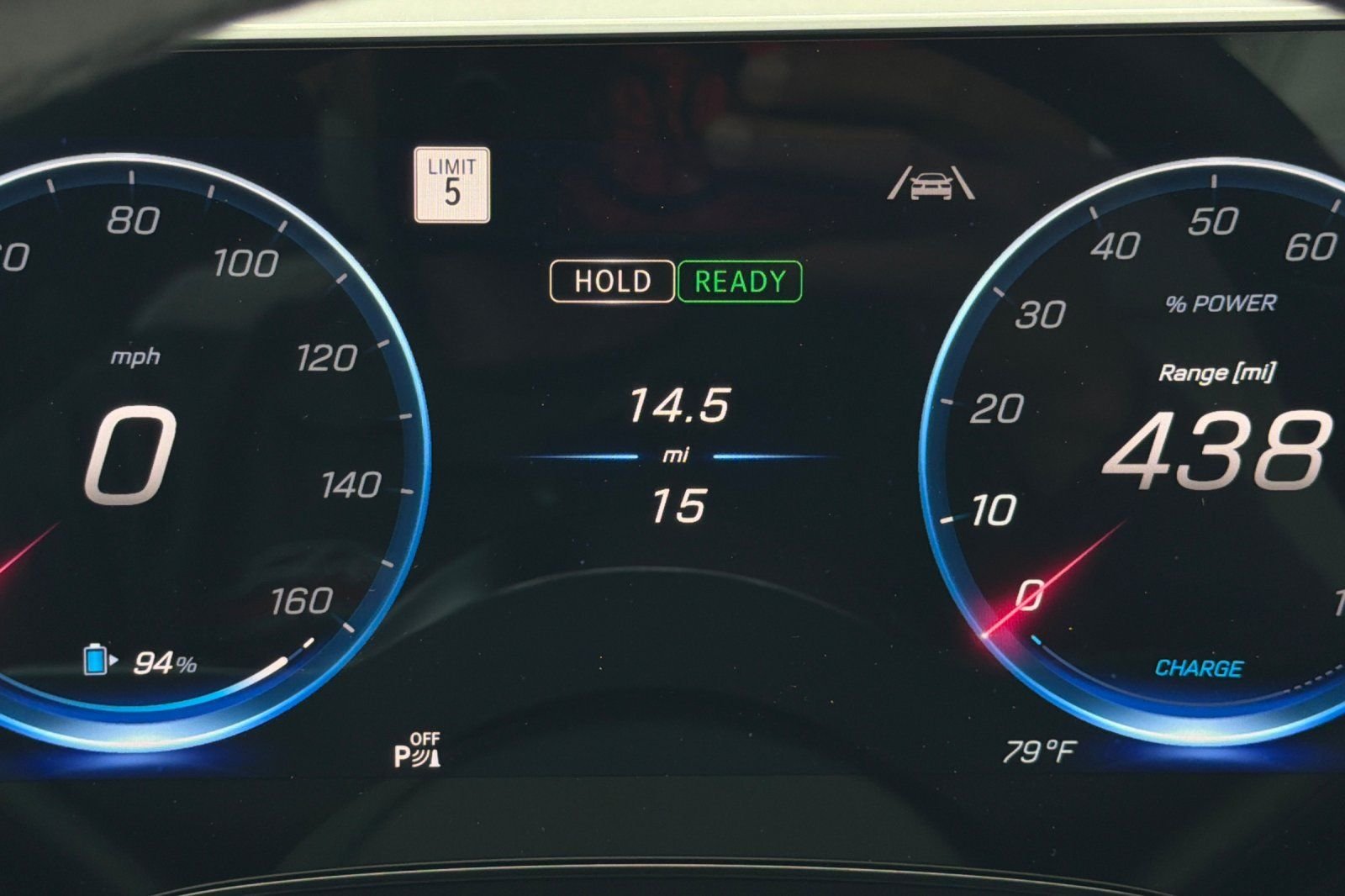 New 2027 Polar White Mercedes-Benz CLA 250+ image 34