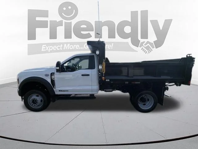 New 2026 Oxford White Ford F-550® XL image 3