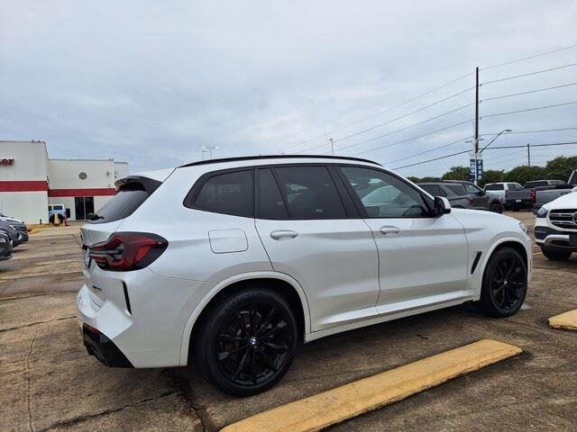 Used 2023 Mineral White Metallic BMW sDrive30i image 5