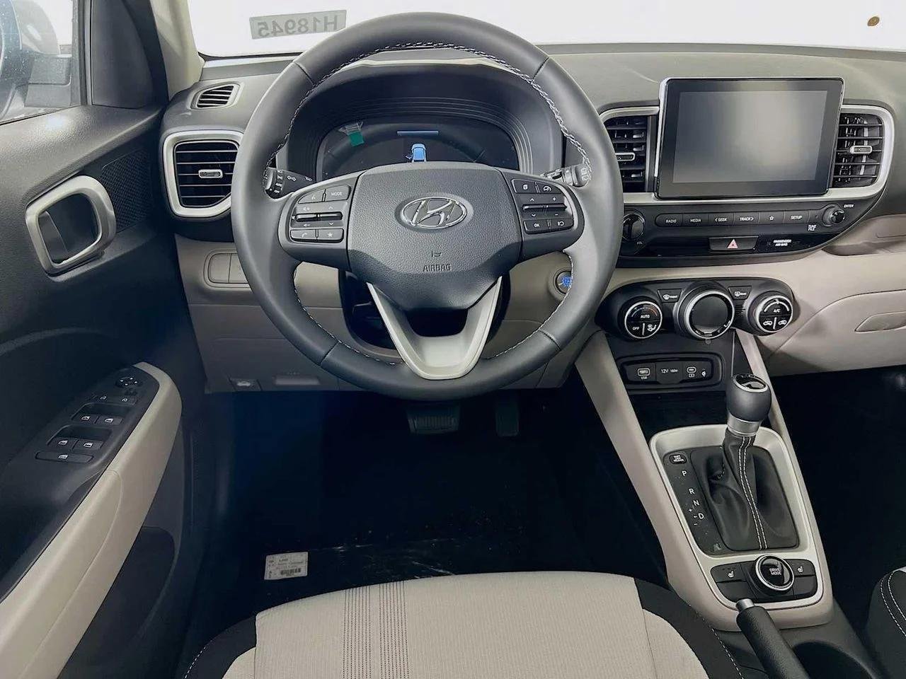 2026 Hyundai Venue — photo 15