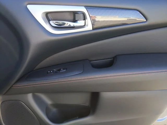 Used 2019 Gray Nissan SV image 39