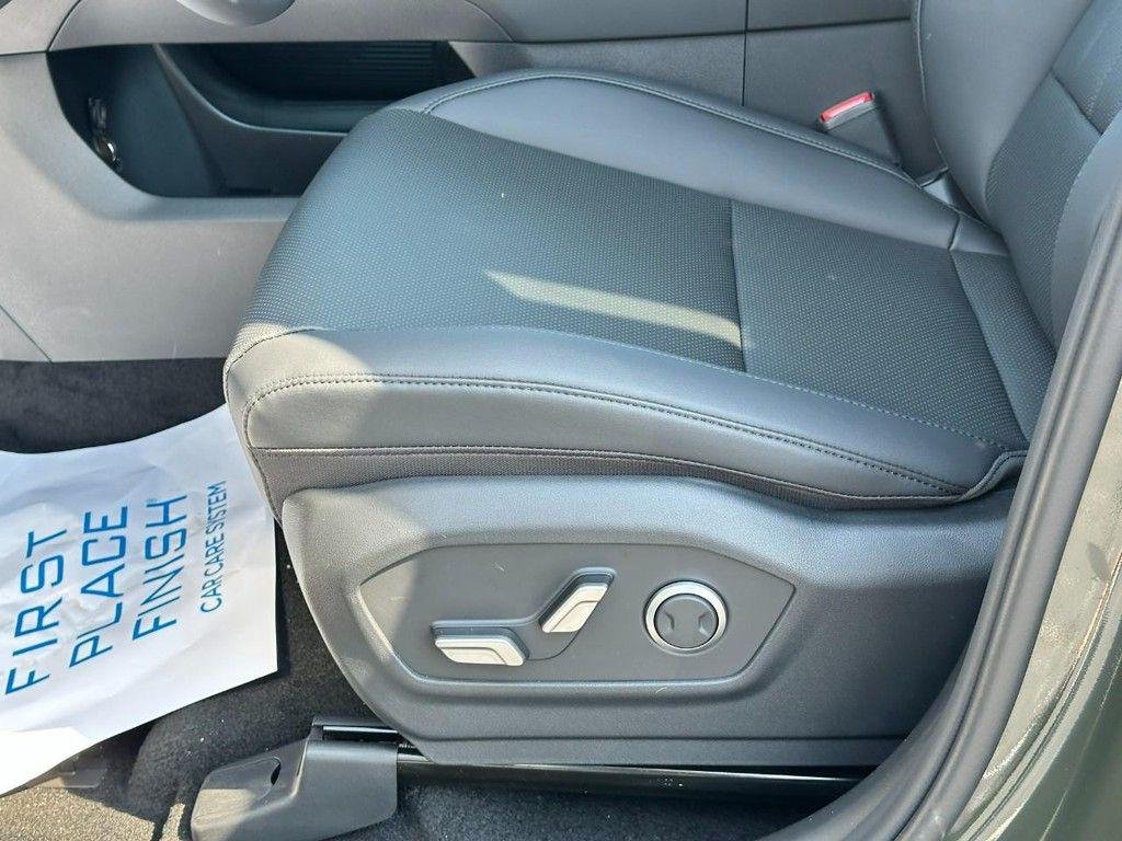 New 2026 Green Hyundai SEL image 10