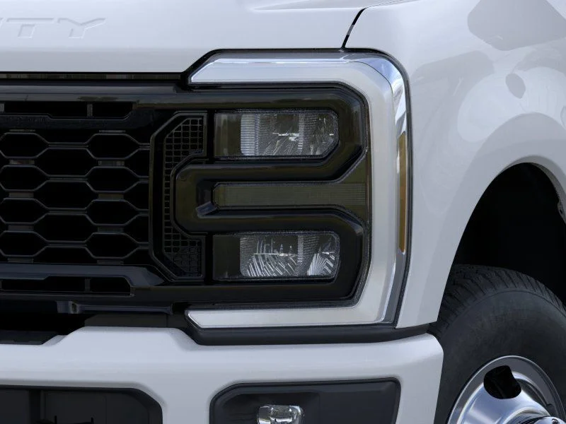 New 2026 Oxford White Ford F-350® XL image 18