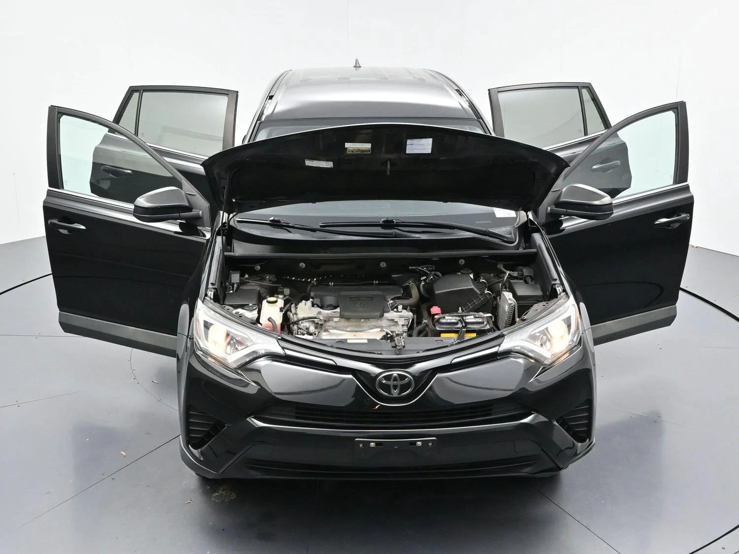 Used 2018 Black Toyota LE image 37