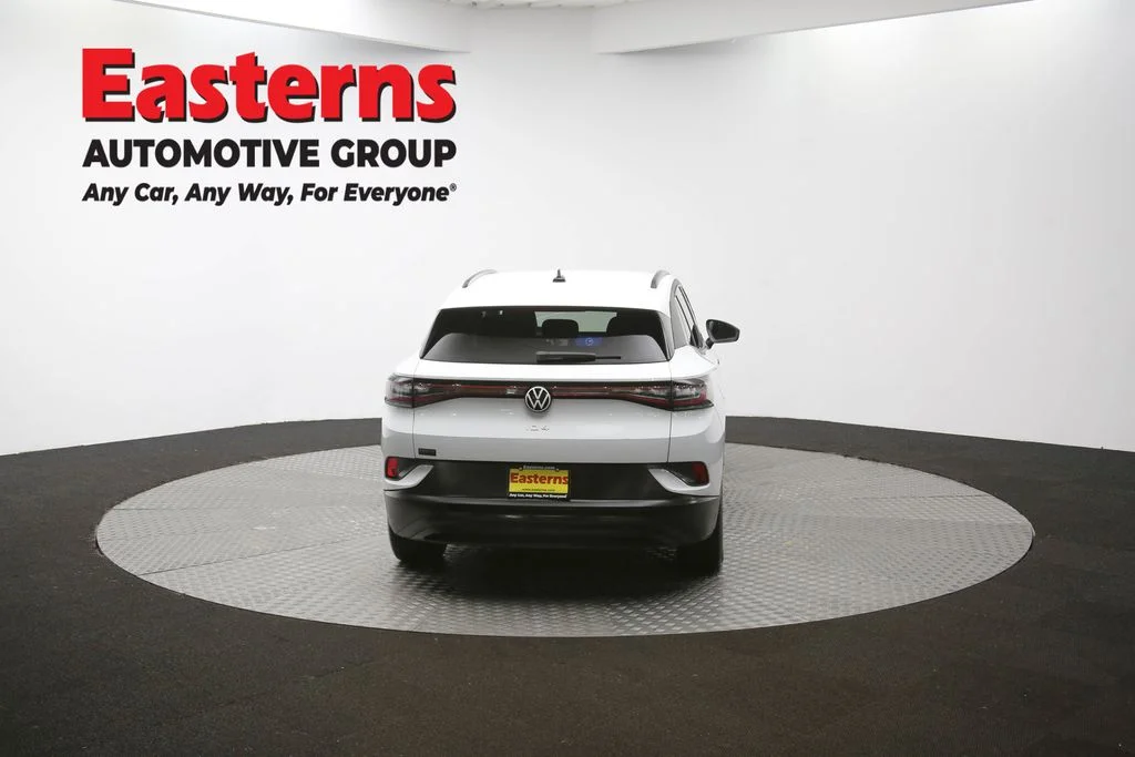 Used 2021 White Volkswagen Pro image 39