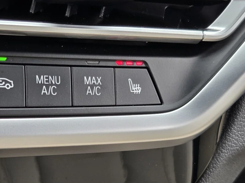 Used 2023 Alpine White BMW SDRIVE30I SPORTS ACTIVITY VEHICLE image 31