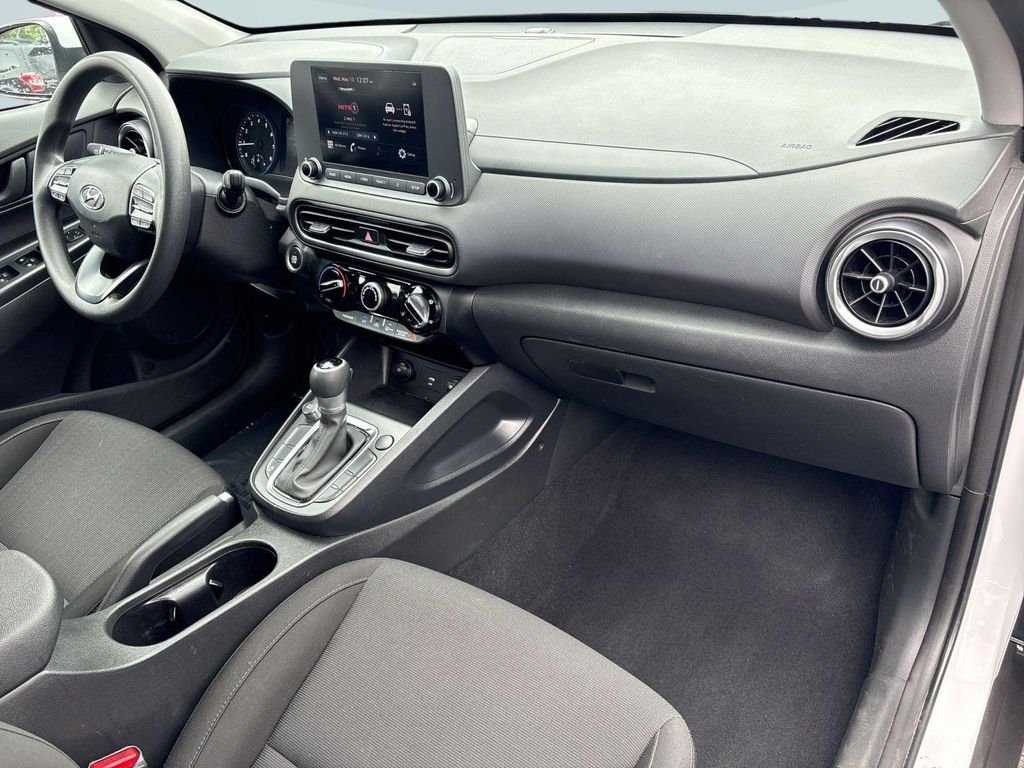 2023 Hyundai Kona SEL - Photo 29