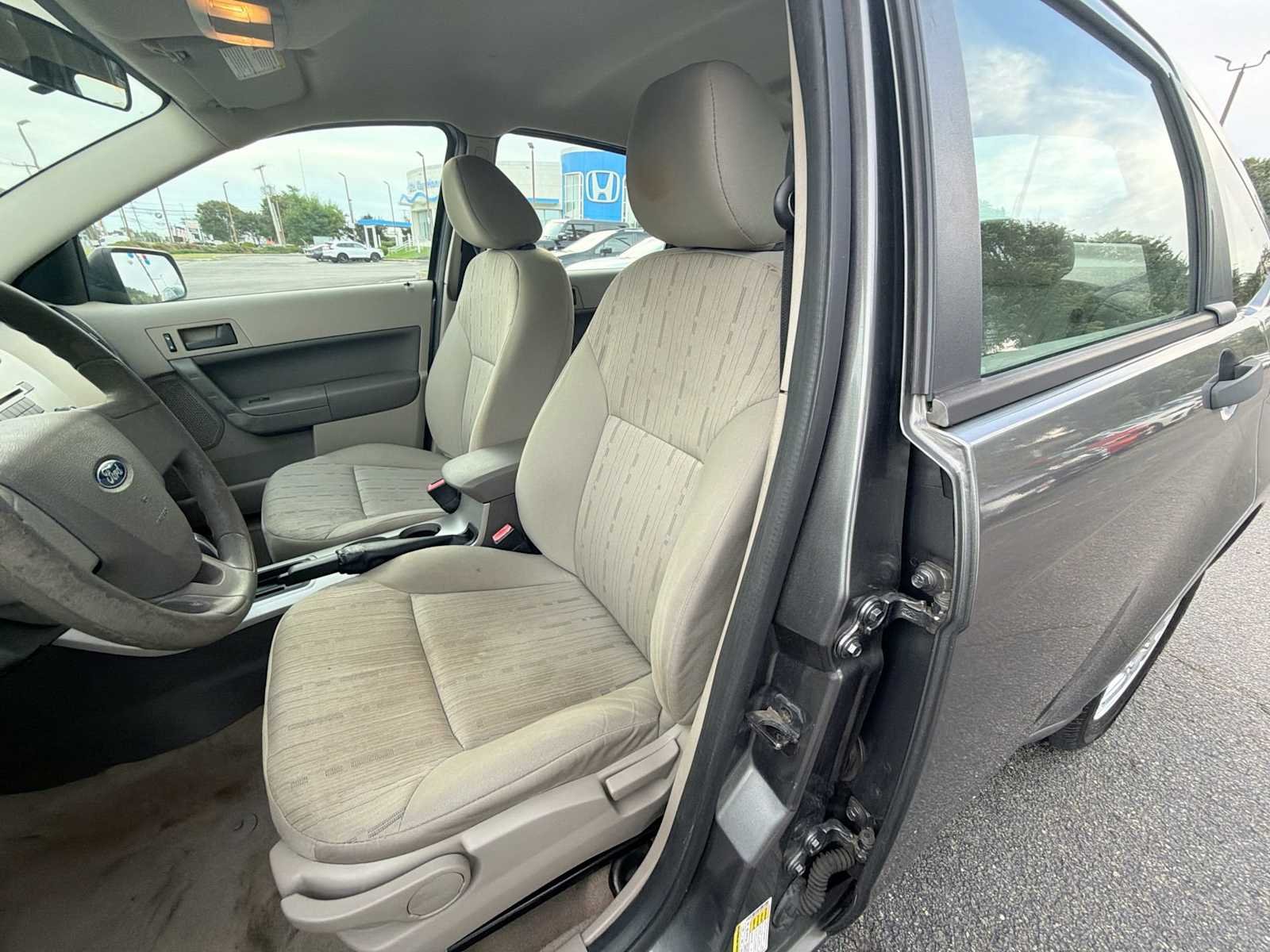 Used 2010 Sterling Grey Metallic Ford SE image 21