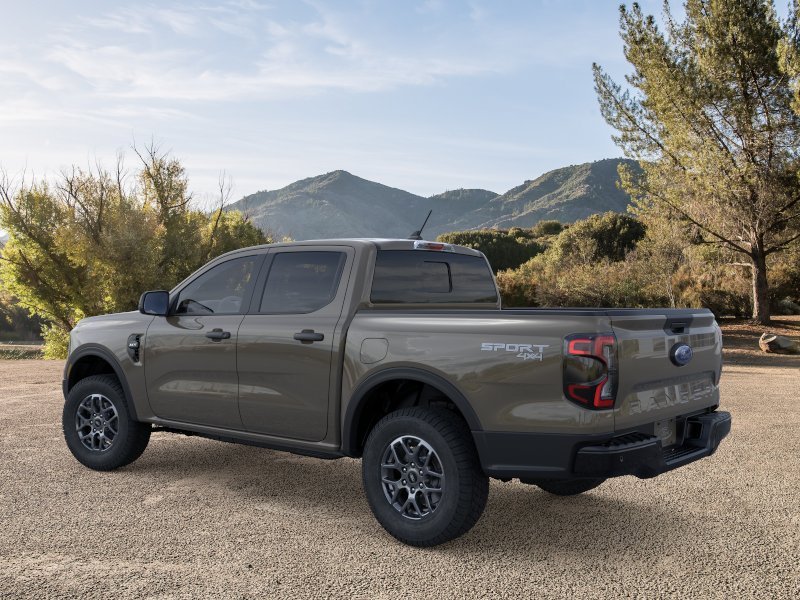 New 2026 Marsh Gray Ford XLT image 6