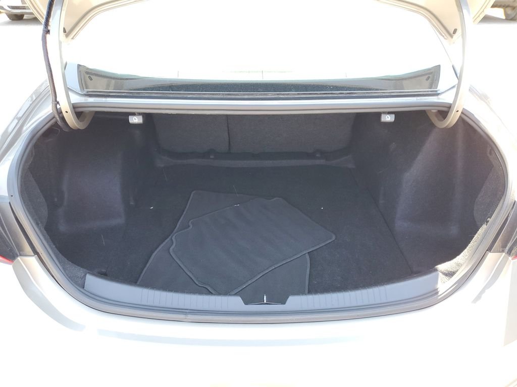 Used 2022 Mineral Gray Metallic Chevrolet LT image 7