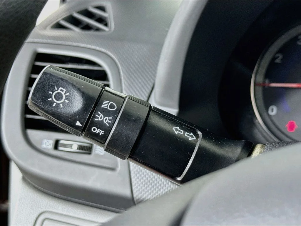 Used 2015 Red Hyundai GS image 12