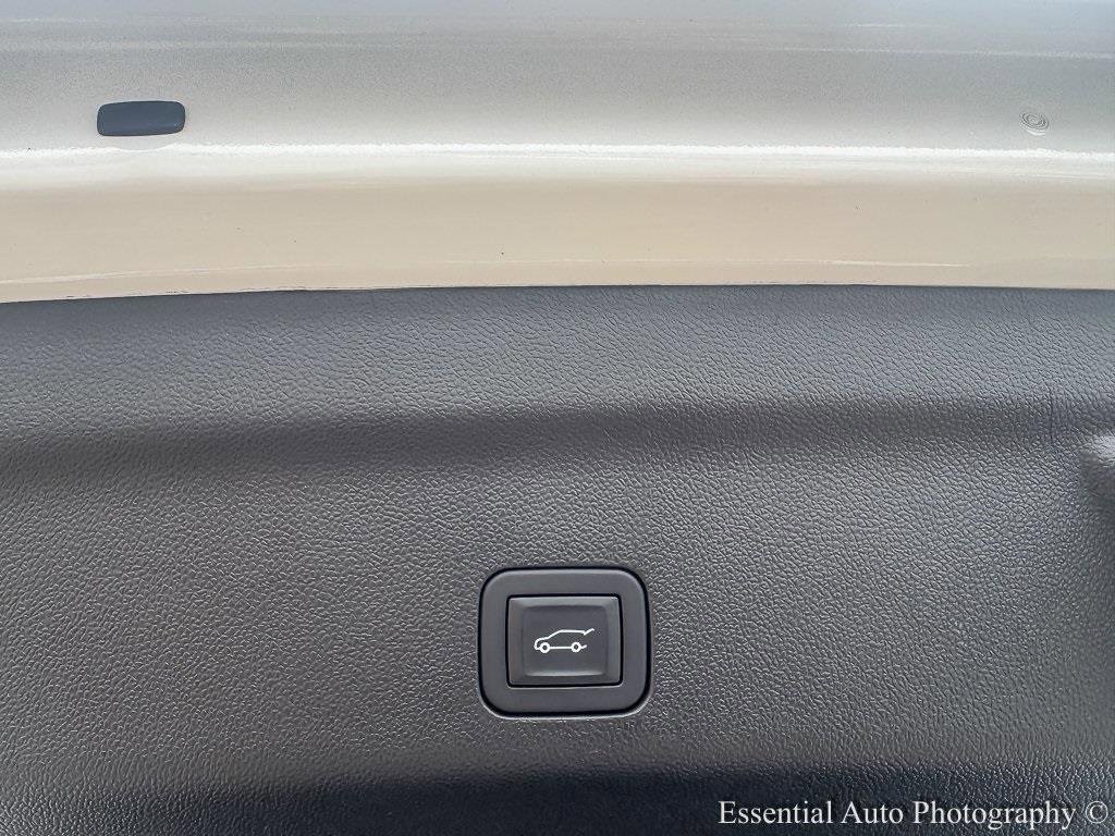 2025 GMC YUKON - Image 26