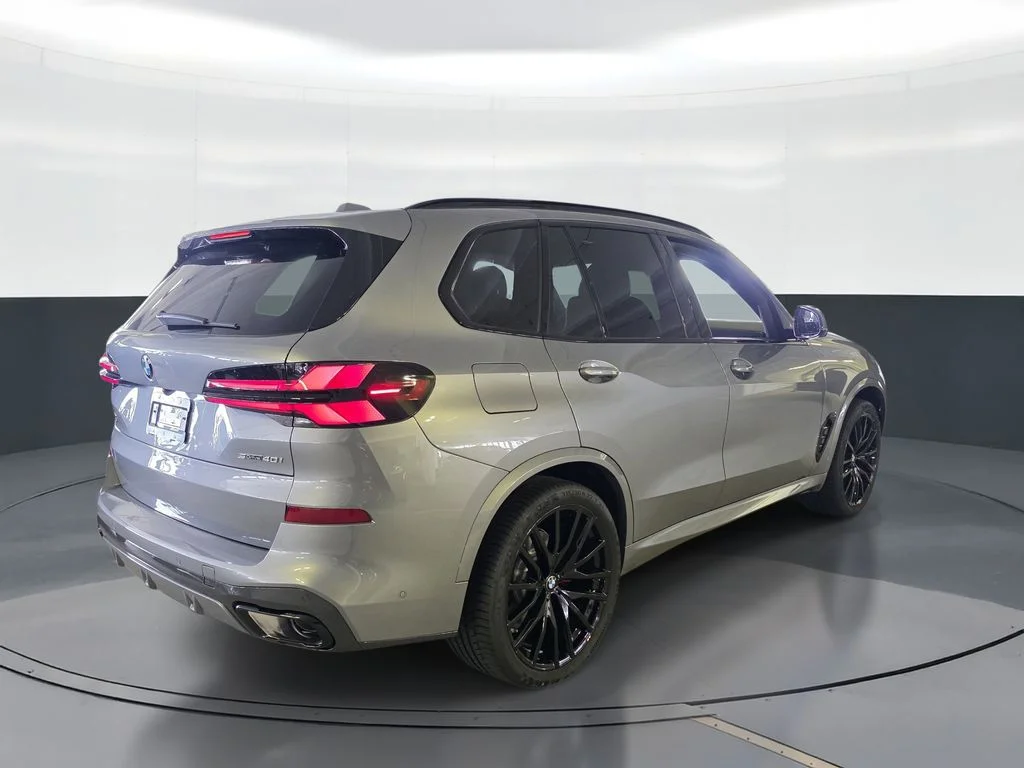 New 2026 Gray BMW sDrive40i image 3