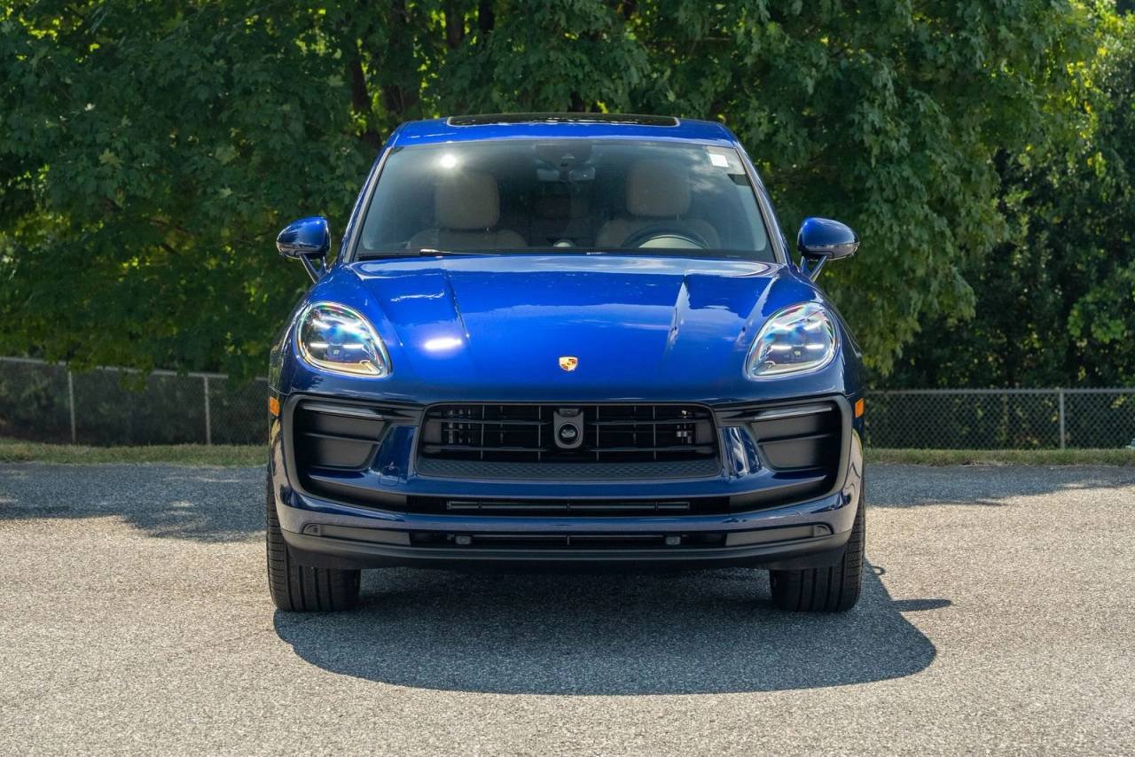 Used 2026  Porsche  image 10