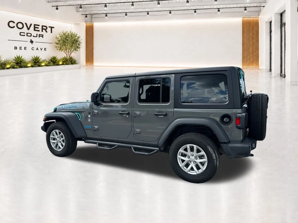 Used 2023 Gray Jeep Sport S image 8