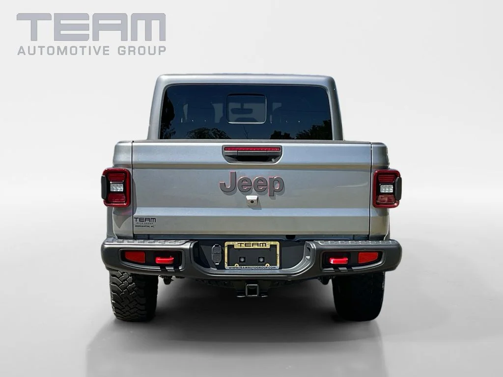 Used 2021 Silver Jeep Rubicon image 6