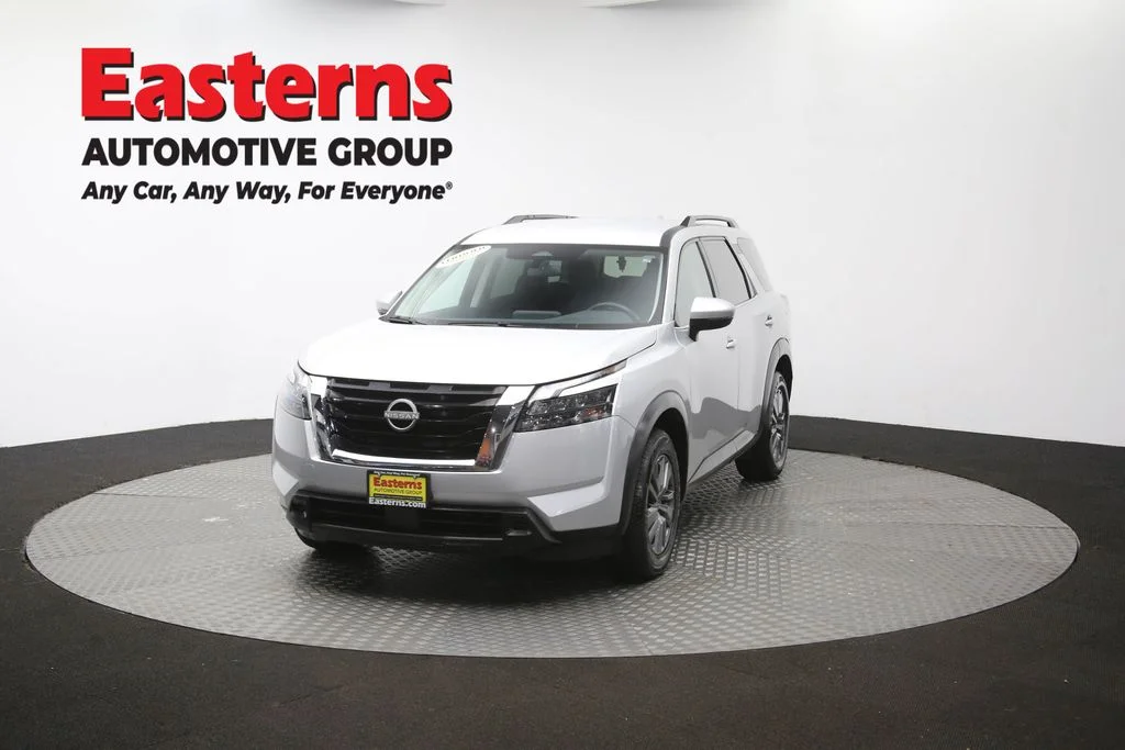 Used 2025 Silver Nissan SV image 58
