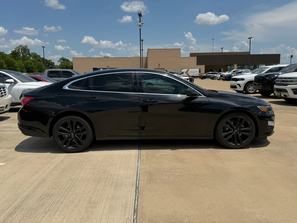 Used 2021 Mosaic Black Metallic Chevrolet LT image 7