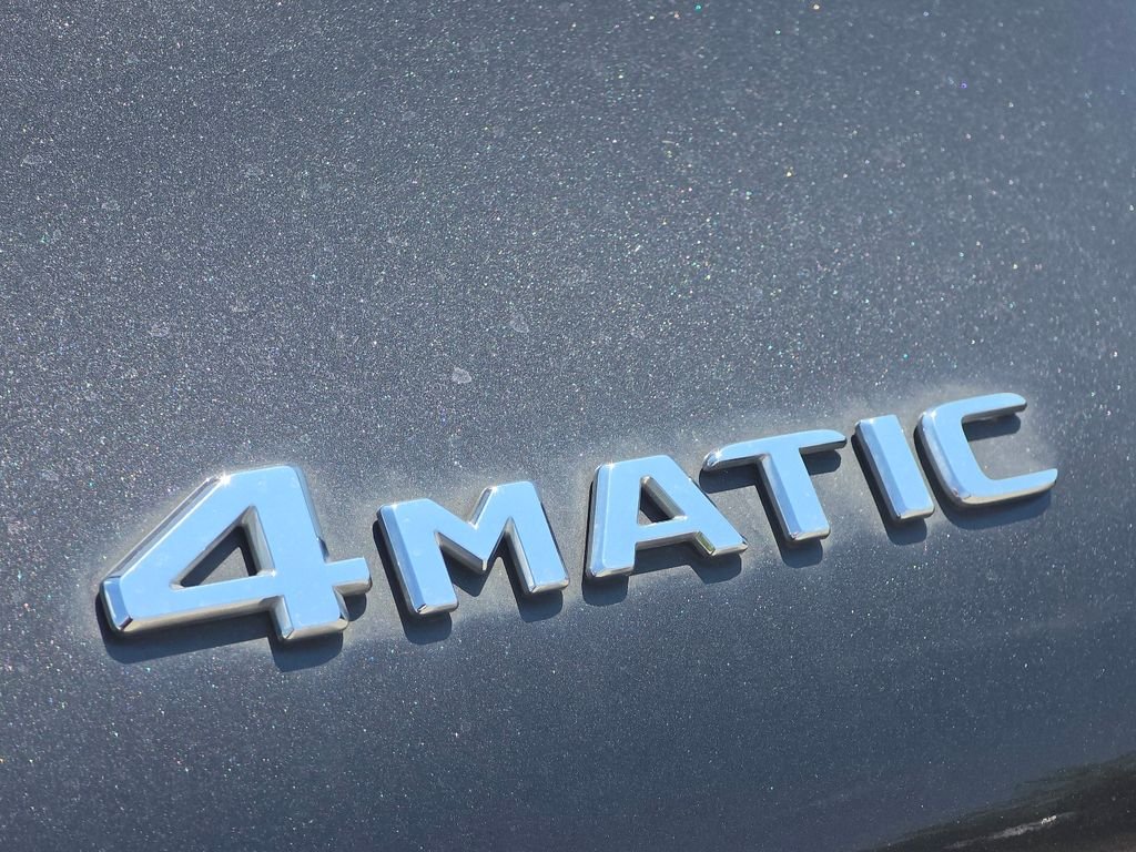 Used 2020 Graphite Gray Metallic Mercedes-Benz GLC 300 image 6