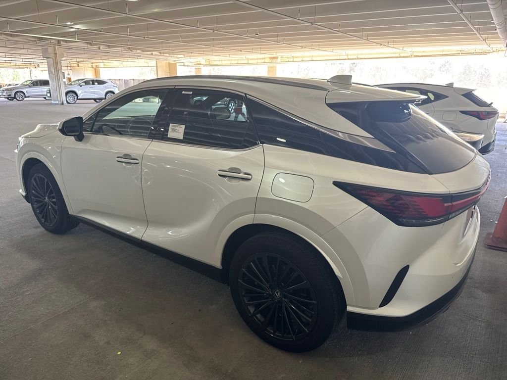 Certified Used 2025 White Lexus 350h Premium image 4