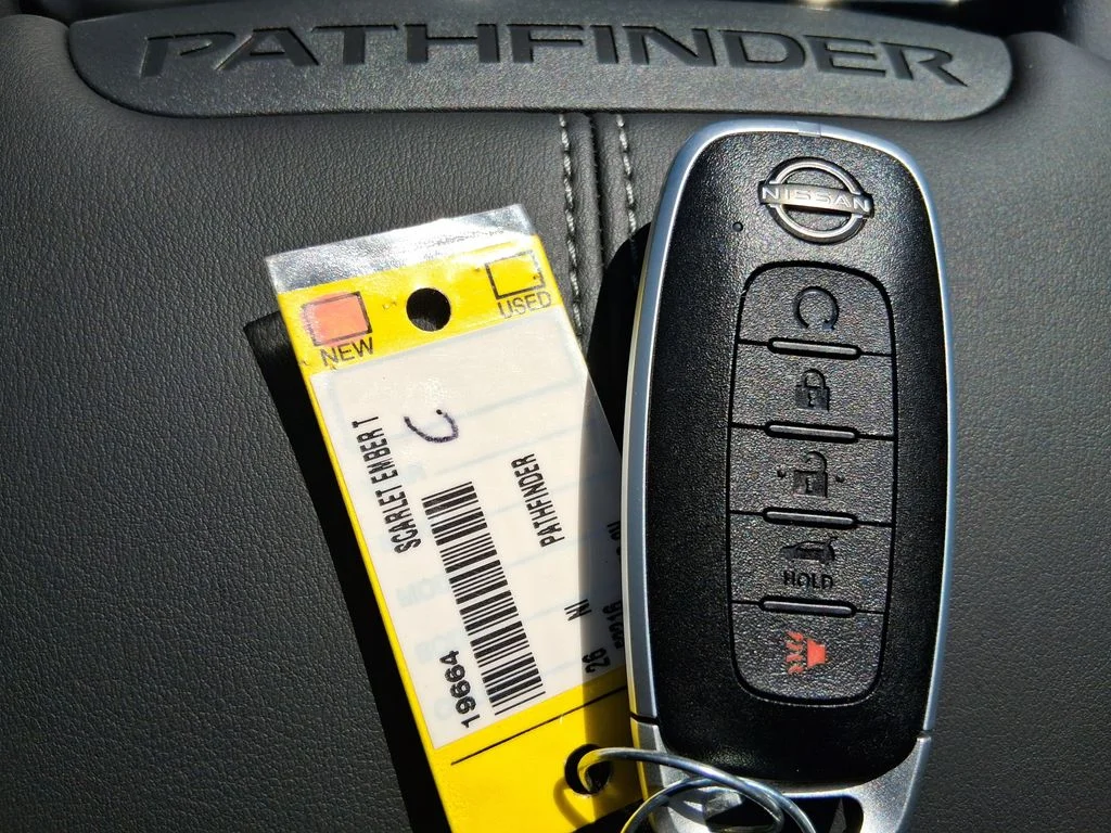 2026 Nissan Pathfinder SV - Photo 34