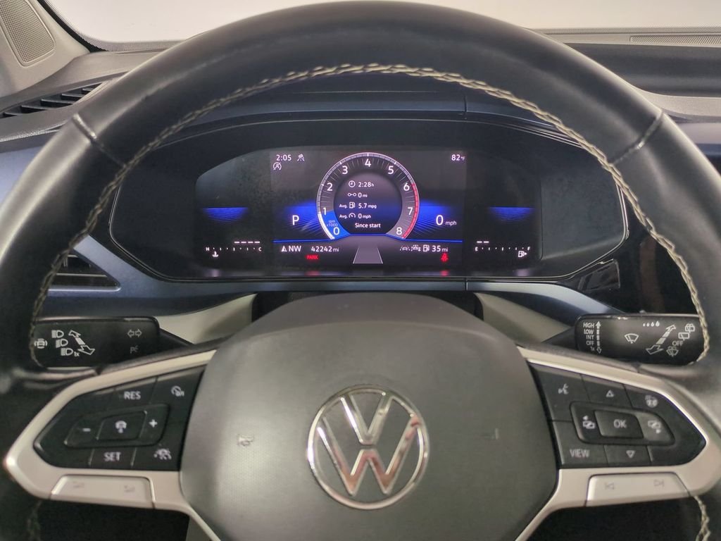 2024 Volkswagen Taos SE - Photo 42
