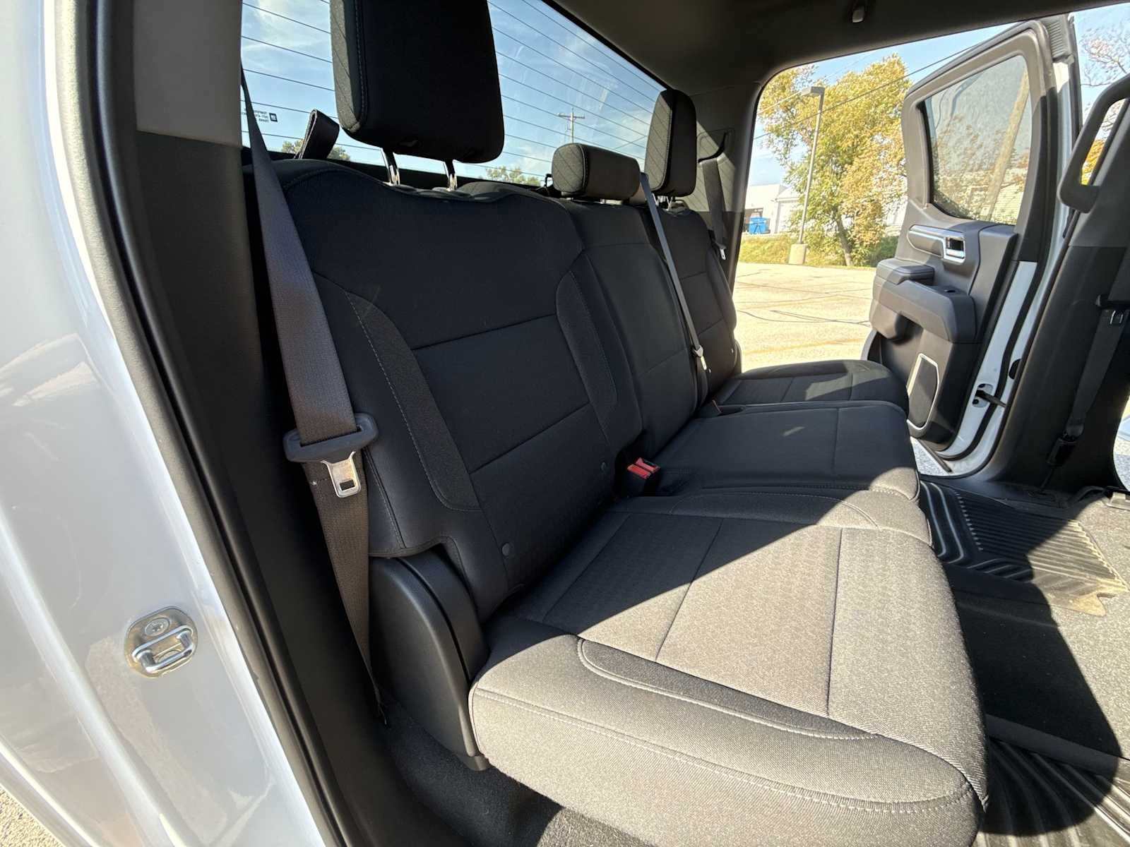 2024 Chevrolet Silverado 1500 LT - Photo 25