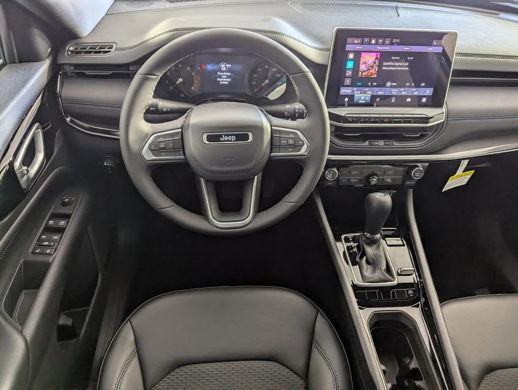 New 2026 Hydro Blue Pearlcoat Jeep Latitude Altitude image 13
