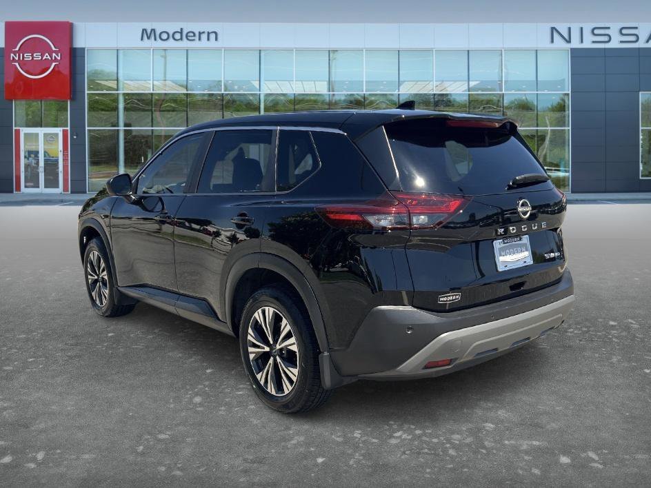 Certified Used 2023 Super Black Nissan SV image 7