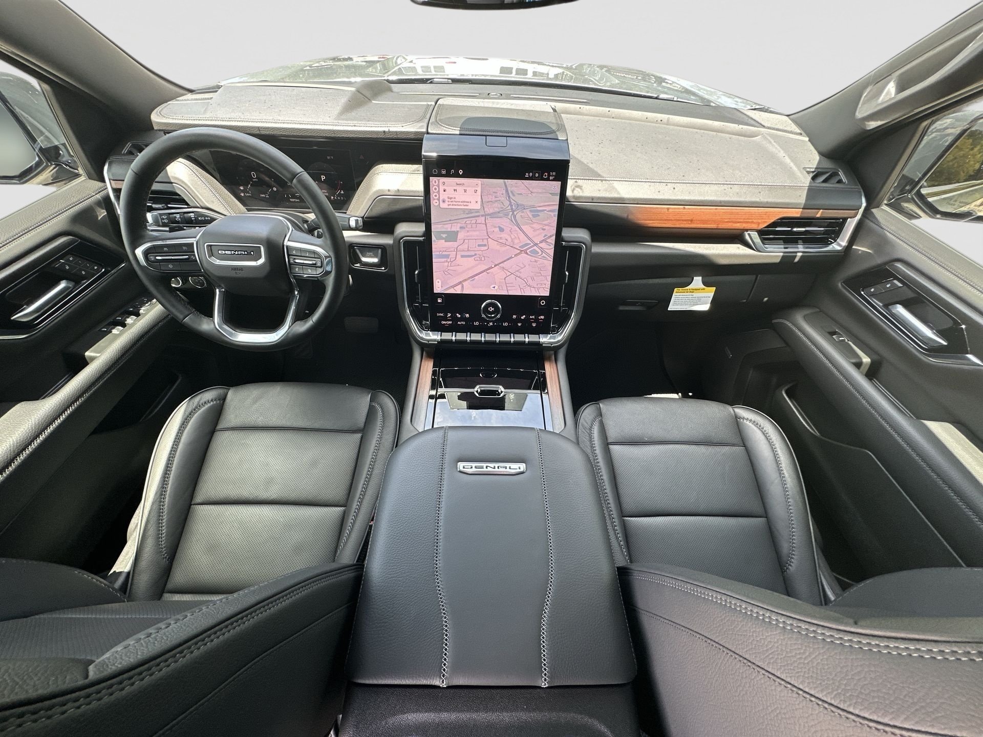2026 GMC Yukon Denali - Photo 21