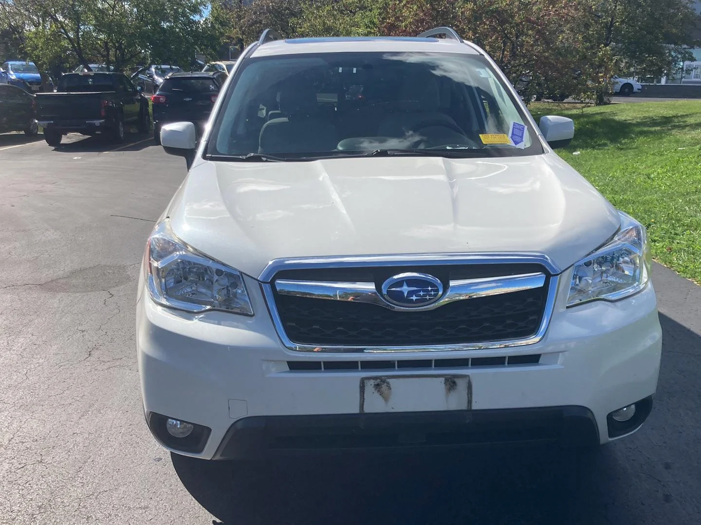 Used 2016 Crystal White Pearl Subaru 2.5i Premium image 2