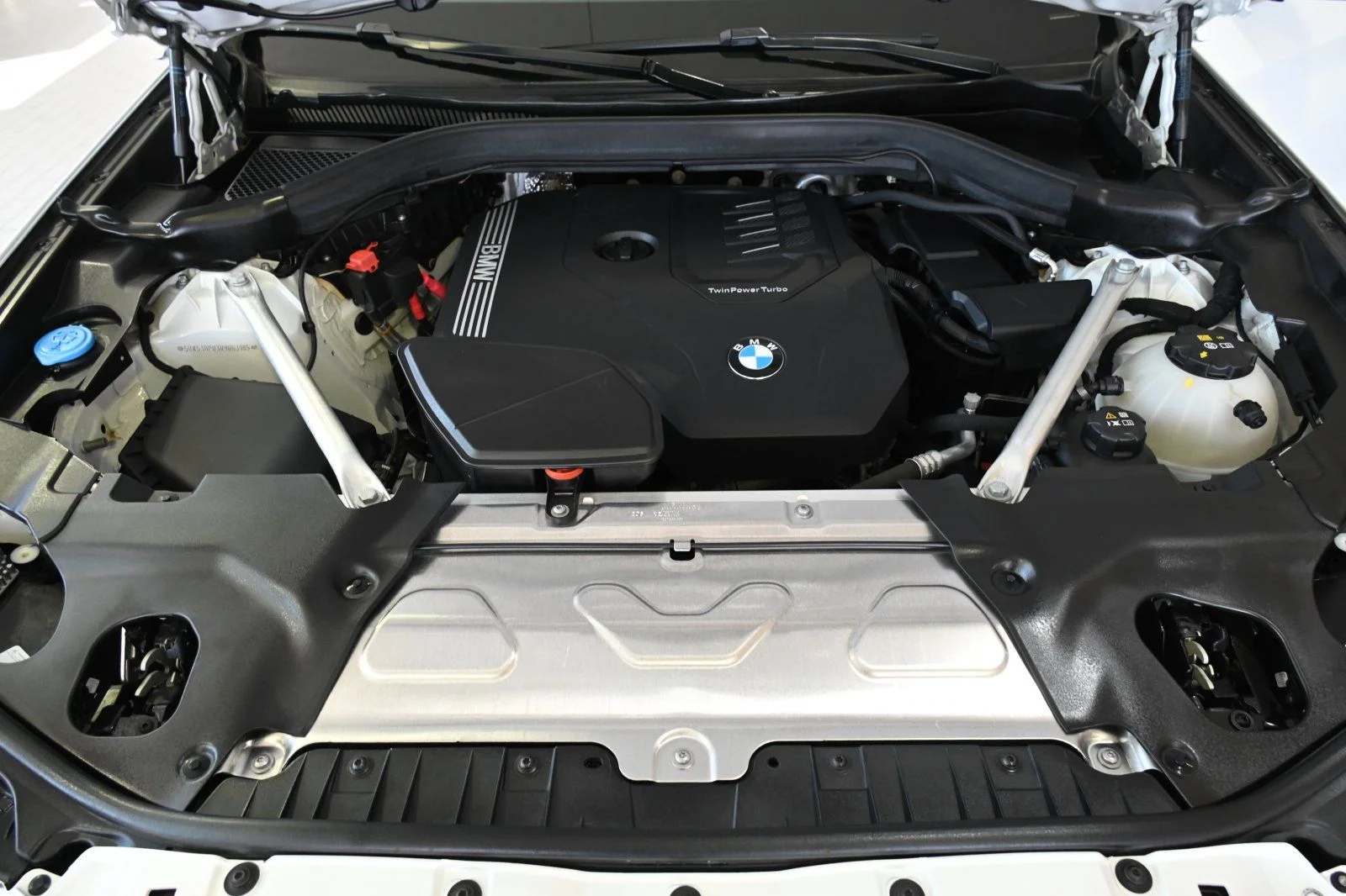 Certified Used 2024 Alpine White BMW xDrive30i image 19
