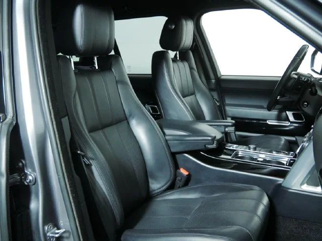 Used 2017  Land Rover 3.0L V6 Supercharged HSE image 13